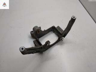 кронштейн гидроусилителя Audi A6 4B/C5 1997, 2.4 л., бензин, МКПП, серый, седан