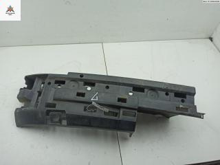 усилитель бампера переднего Renault Scenic 1 поколение [рестайлинг] 1999, 1.6 л., бензин, МКПП, зелёный, минивэн, 07272