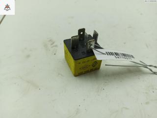 блок управления вентилятором (реле) Renault Laguna 1 поколение [рестайлинг] 1999, 1.8 л., бензин, МКПП, бежевый, хетчбэк 5 дв., 7700844253