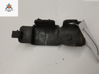 кронштейн радиатора Audi A6 4B/C5 2000, 2.4 л., бензин, МКПП, серый, седан, 8D0260427