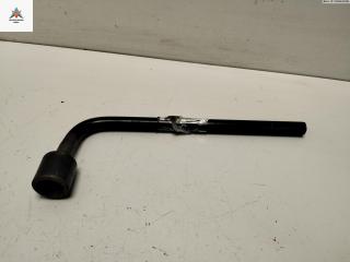 ключ колесный (балонный) Renault Scenic 1 поколение [рестайлинг] 2000, 1.4 л., бензин, МКПП, серый, минивэн, 5C202231