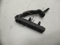 петля крышки багажника Ford Kuga 1 поколение 2008, серый, внедорожник 5 дв., 8V41S422901AD - фото №2