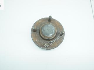 ступица задняя левая Ford Mondeo 2 поколение 1996, 1.8 л., бензин, МКПП, синий, хетчбэк 5 дв.