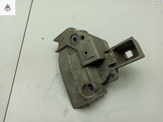 кронштейн двигателя Renault Scenic 1 поколение [рестайлинг] 1999, 1.6 л., бензин, МКПП, зелёный, минивэн, 7700436771