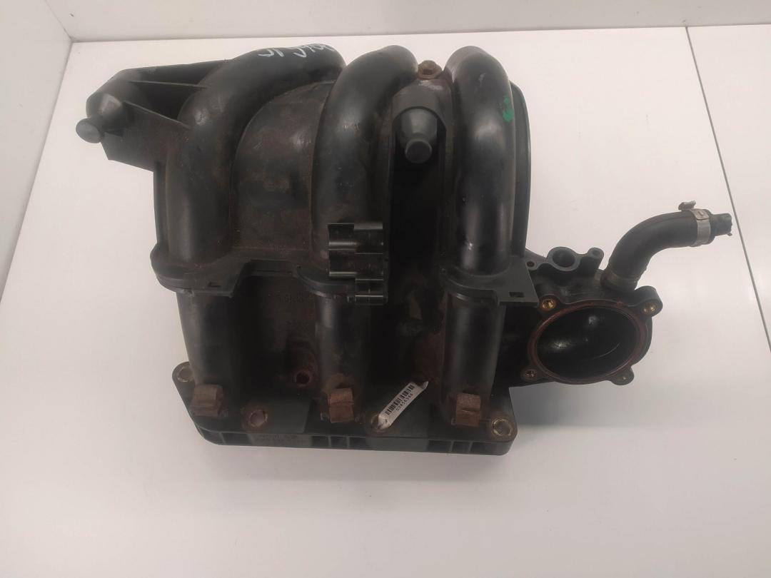 коллектор впускной Volkswagen Polo 4 поколение 2002, 1.2 л., бензин, хетчбэк 3 дв., 03D129743D - фото №1