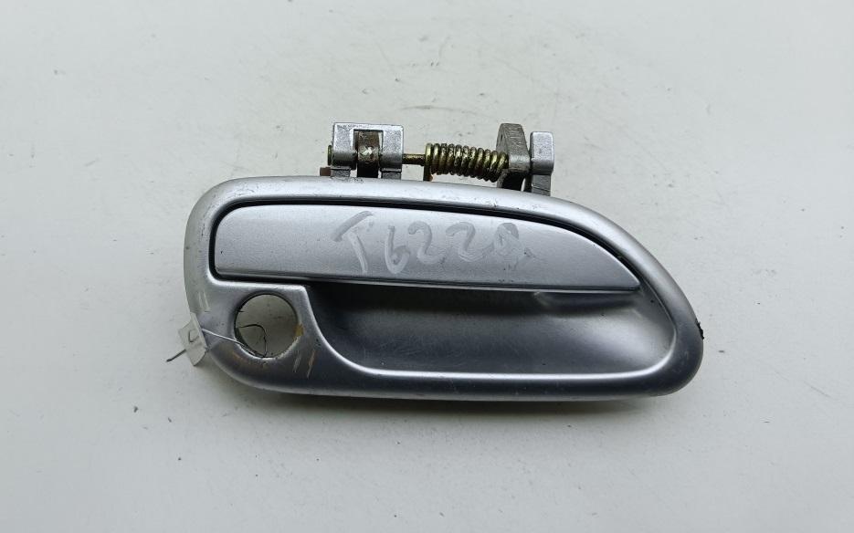 ручка наружная передняя правая Subaru Legacy 2002, 2.0 л., бензин, АКПП, серый, универсал