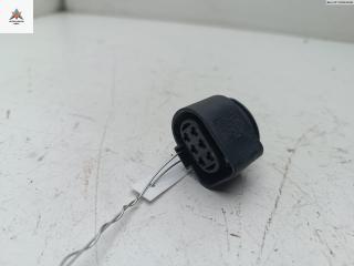 разъем (фишка) проводки Audi A4 B6 2003, 2.5 л., дизель, АКПП, чёрный, универсал, 1J0973733
