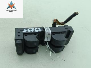 кнопка стеклоподъемника переднего левого Audi A6 4B/C5 1999, 2.4 л., бензин, АКПП, серый, седан, 4B0959851