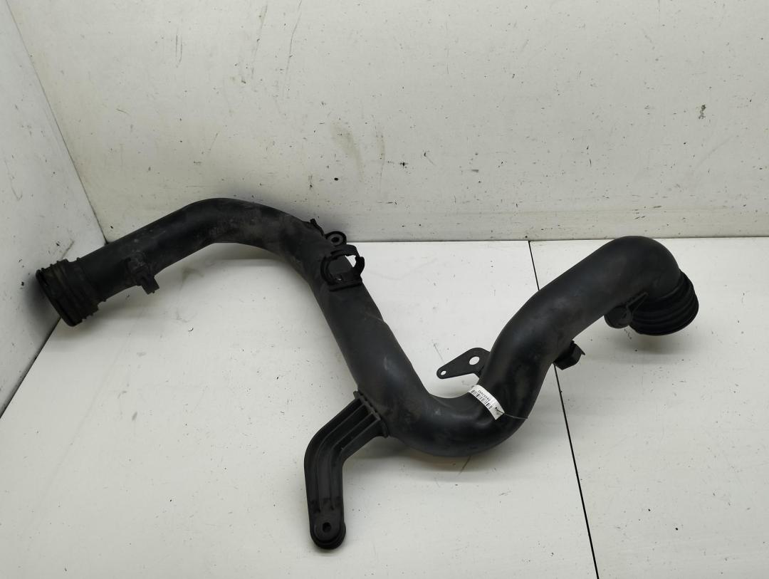 патрубок интеркулера Volkswagen Touran 2003, 1.9 л., дизель, МКПП, красный, минивэн, 1K0145770B