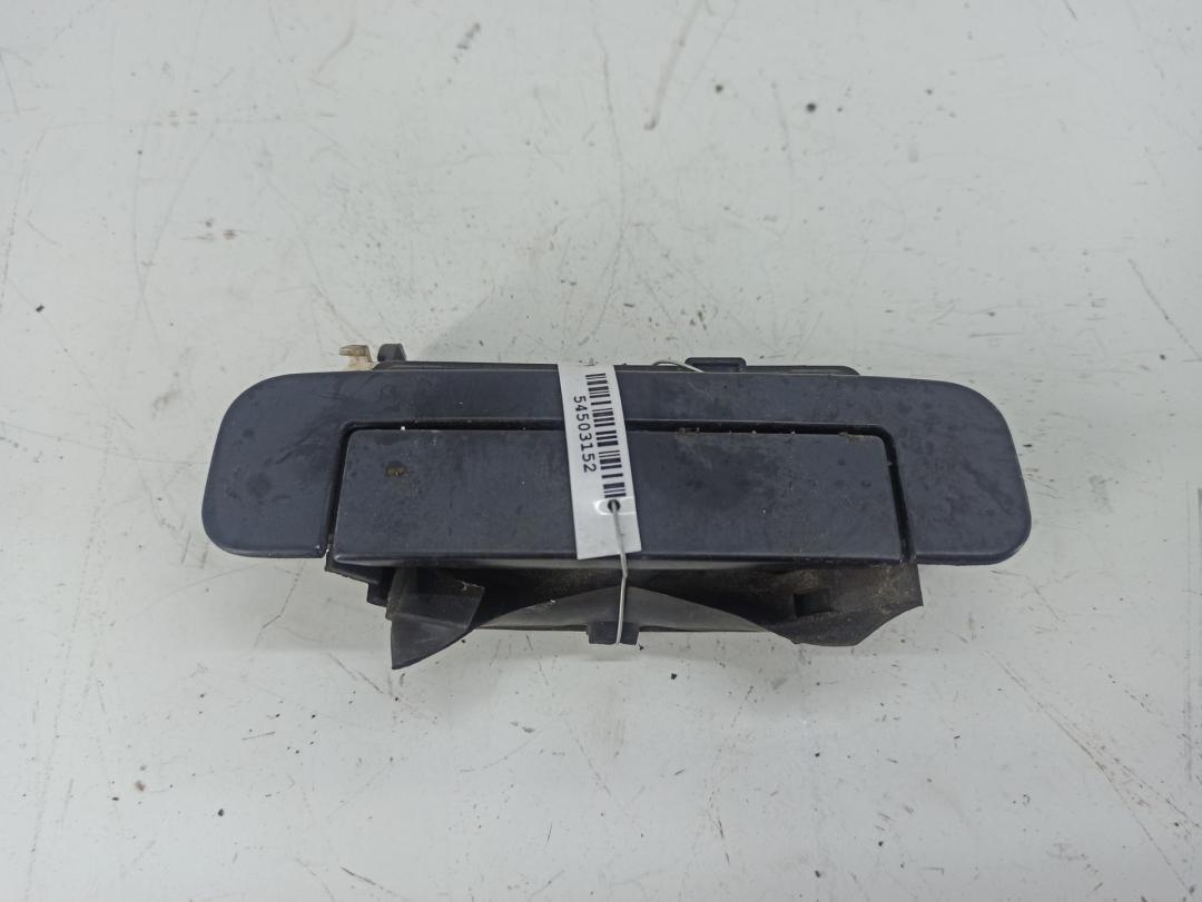 ручка наружная задняя правая Audi A4 B5 1996, 1.8 л., бензин, МКПП, серый, седан, 4A0839206