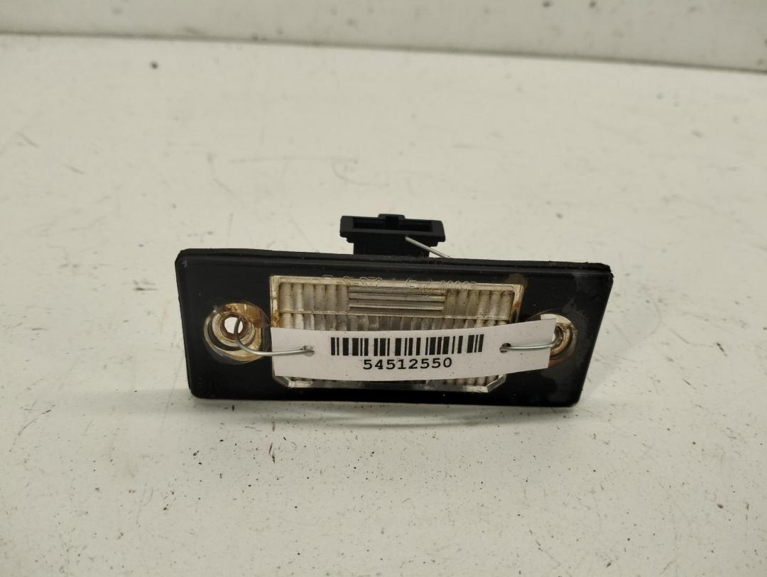 подсветка номера Volkswagen Bora 2000, 1.4 л., бензин, МКПП, серый, седан, 1J5943021
