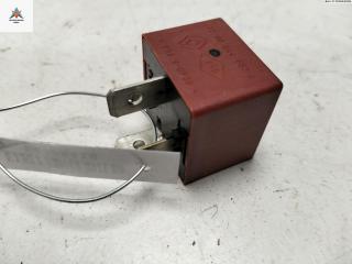 реле (прочие) Renault Espace 4 поколение 2005, 2.0 л., бензин, МКПП, чёрный, минивэн, 7700844682