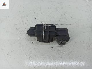 кронштейн радиатора Audi A6 4B/C5 1999, 2.4 л., бензин, МКПП, серый, универсал, 8D0260427