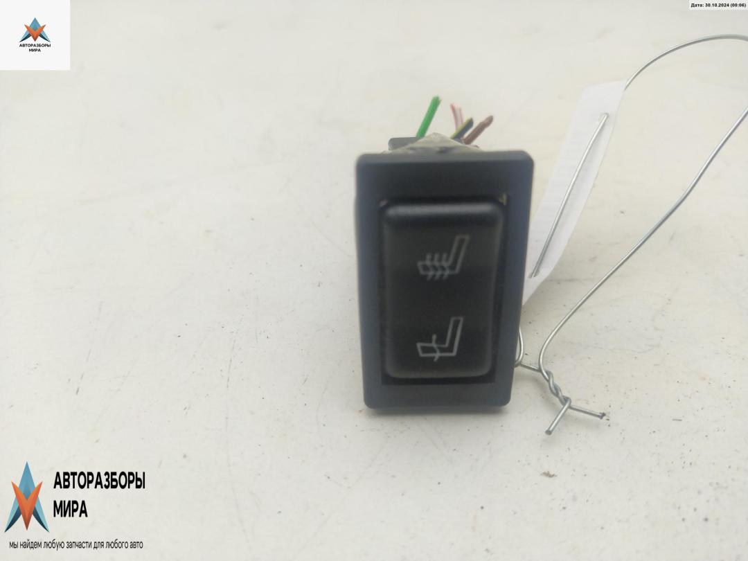 кнопка обогрева сидений Mercedes-Benz C-Класс W202/S202 1996, 1.8 л., бензин, МКПП, синий, универсал - фото №1