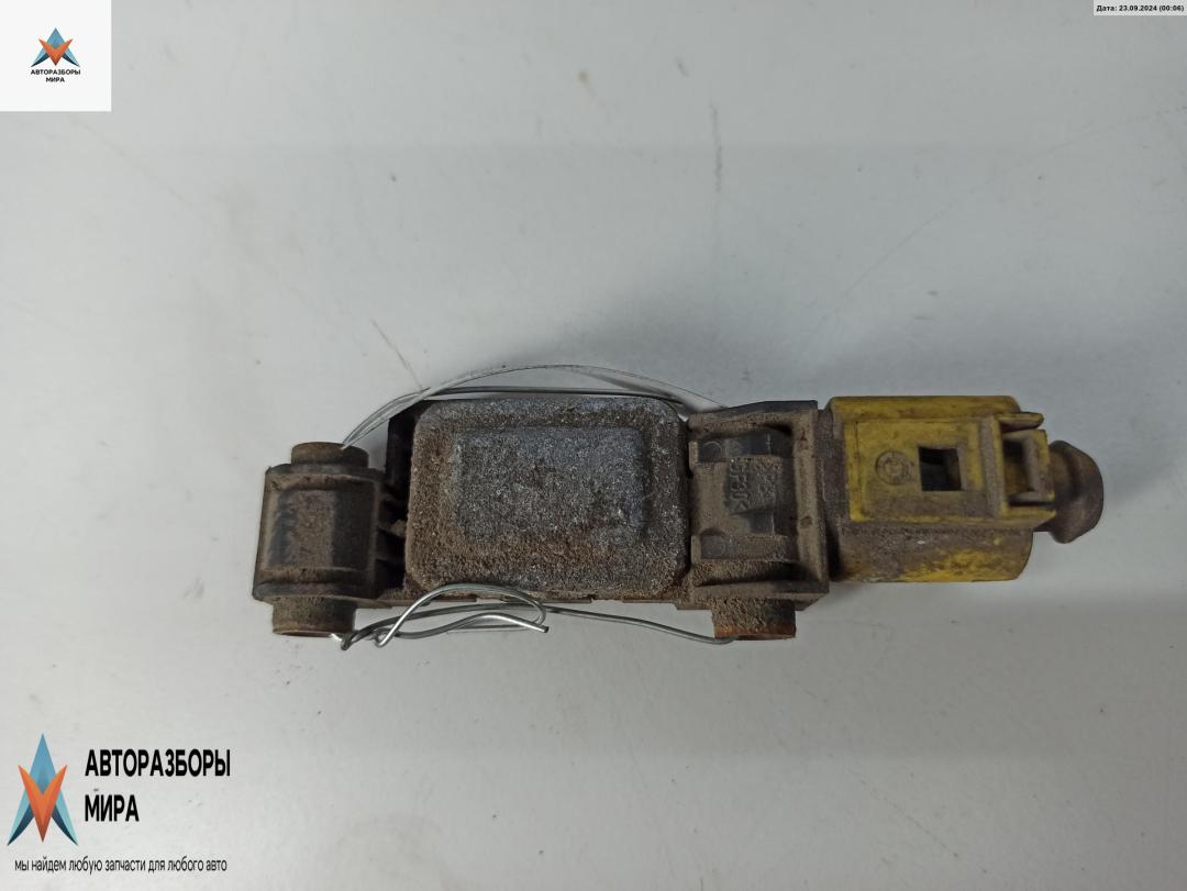 датчик AirBag Audi A4 B6 2002, 2.5 л., дизель, АКПП, серый, универсал, 8E0959651 - фото №1