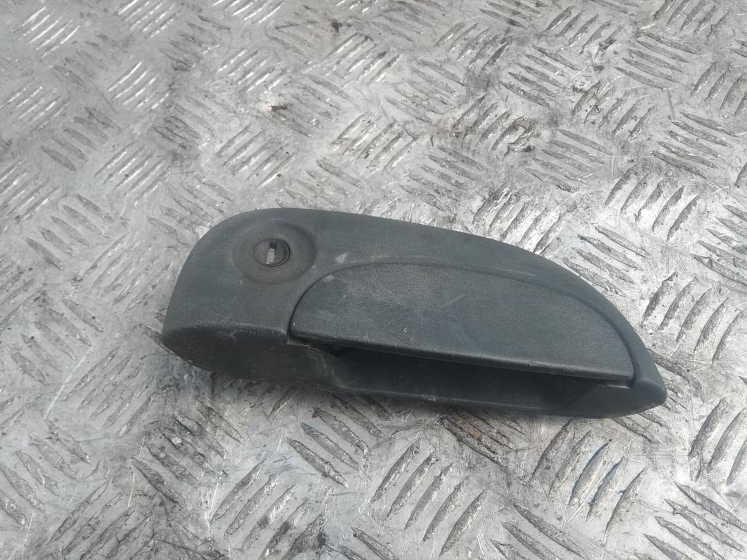 ручка наружная передняя правая Renault Kangoo I 1998, 1.2 л., бензин, МКПП, жёлтый, фургон, 7700354479