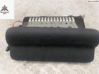 подушка безопасности пассажира Mazda 626 GE [рестайлинг] 1995, 1.8 л., бензин, МКПП, зелёный, хетчбэк 5 дв.