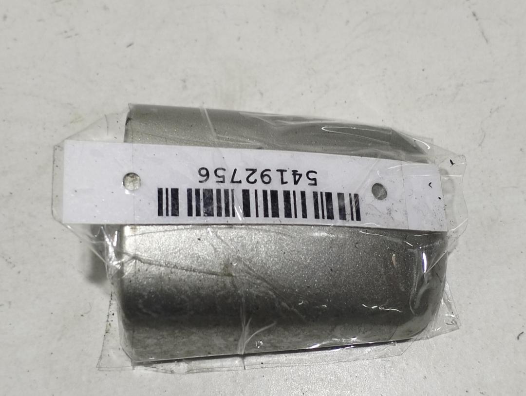Колпачок (заглушка) ручки двери Peugeot 308 T7 2008, 1.6 л., дизель, МКПП, серый, универсал, 84914
