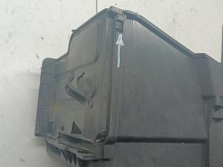 Кожух аккумулятора (короб АКБ) Ford Focus 2 поколение 2006, 1.6 л., дизель, МКПП, белый, универсал, 3M5117757AM