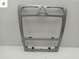 рамка под магнитолу Mercedes-Benz C-Класс W203/S203/CL203 [рестайлинг] 2004, 1.8 л., бензин, МКПП, чёрный, хетчбэк 3 дв., 2036800407