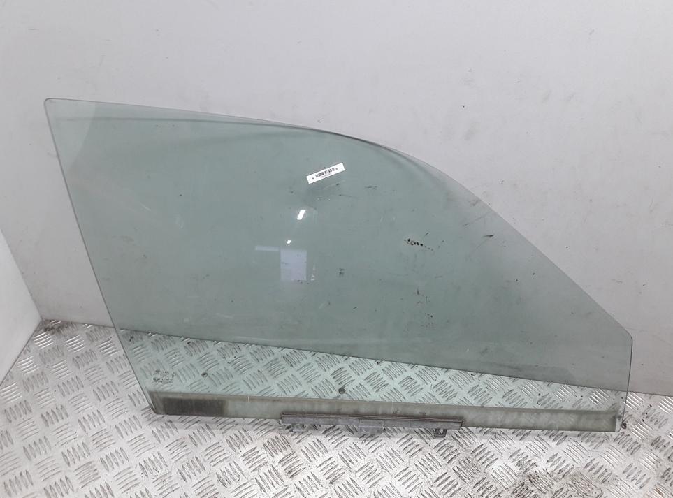 стекло двери передней правой Volkswagen Passat B3 1992, 2.0 л., бензин, МКПП, синий, универсал, AS2 - фото №1