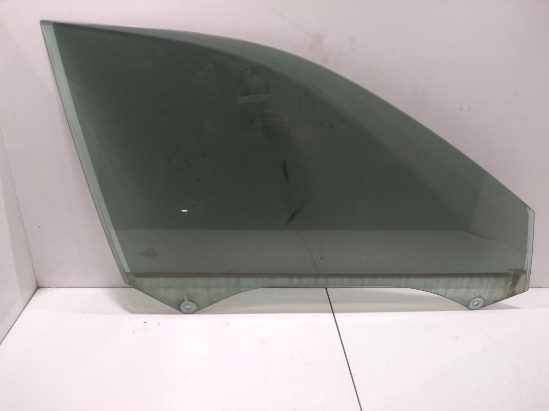 стекло двери передней правой Audi A3 8L 2002, 1.8 л., бензин, МКПП, серый, хетчбэк 5 дв., 8L4845202