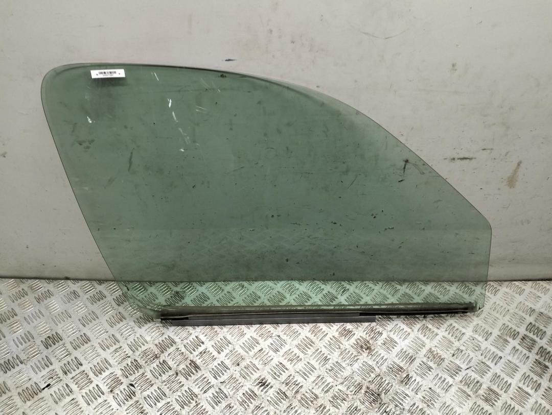 стекло двери передней левой Renault Kangoo I 2001, 1.4 л., бензин, АКПП, зелёный, фургон, 43R-000464