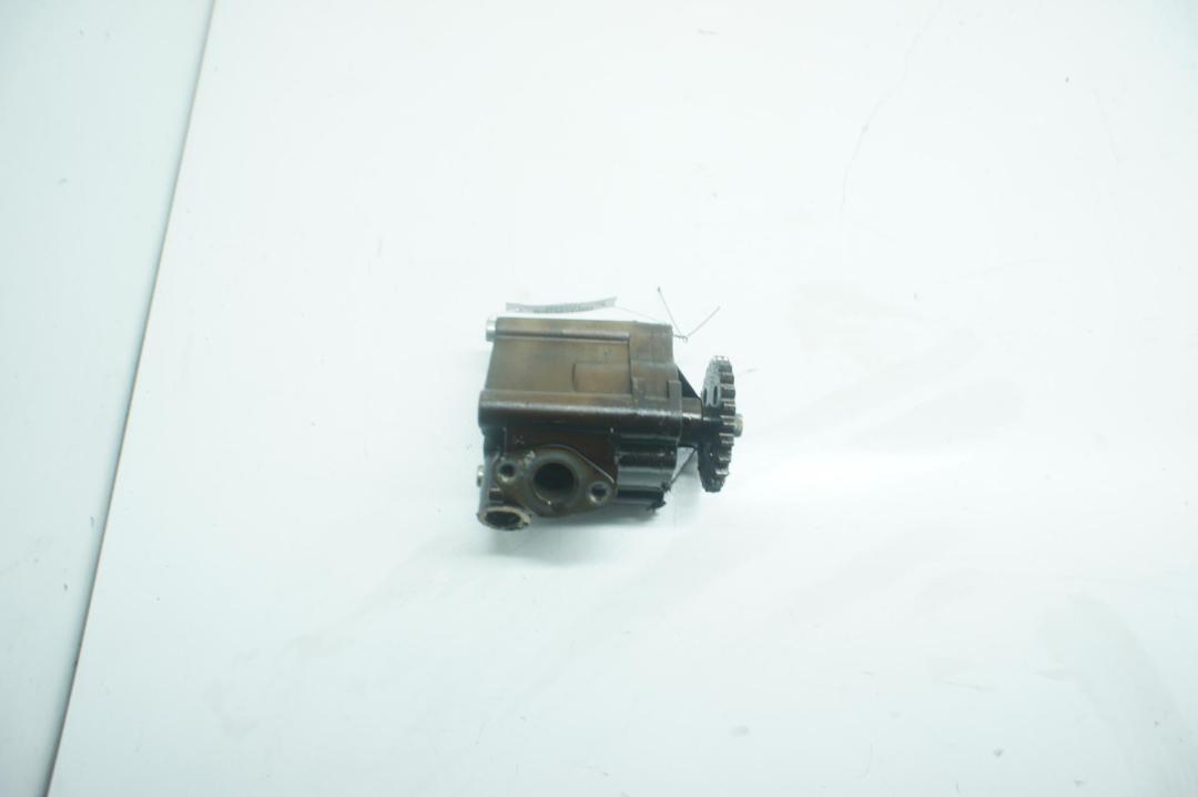 насос масляный Ford C-Max 1 поколение 2004, 1.8 л., бензин, МКПП, чёрный, минивэн, 1S7G-6600 - фото №1