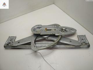 стеклоподъемник электрический задний левый Ford Kuga 1 поколение 2008, 2.0 л., дизель, МКПП, серый, внедорожник 5 дв.