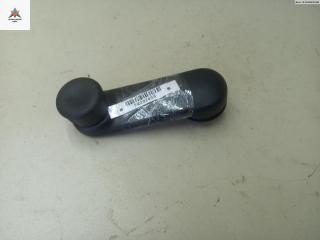 ручка стеклоподъемника Dacia (Renault) Logan 2008, 1.4 л., бензин, МКПП, синий, универсал, 7700811387