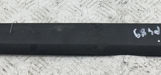 молдинг двери передней левой Renault Modus 1 поколение 2004, 1.6 л., бензин, МКПП, чёрный, хетчбэк 5 дв., 8200649248