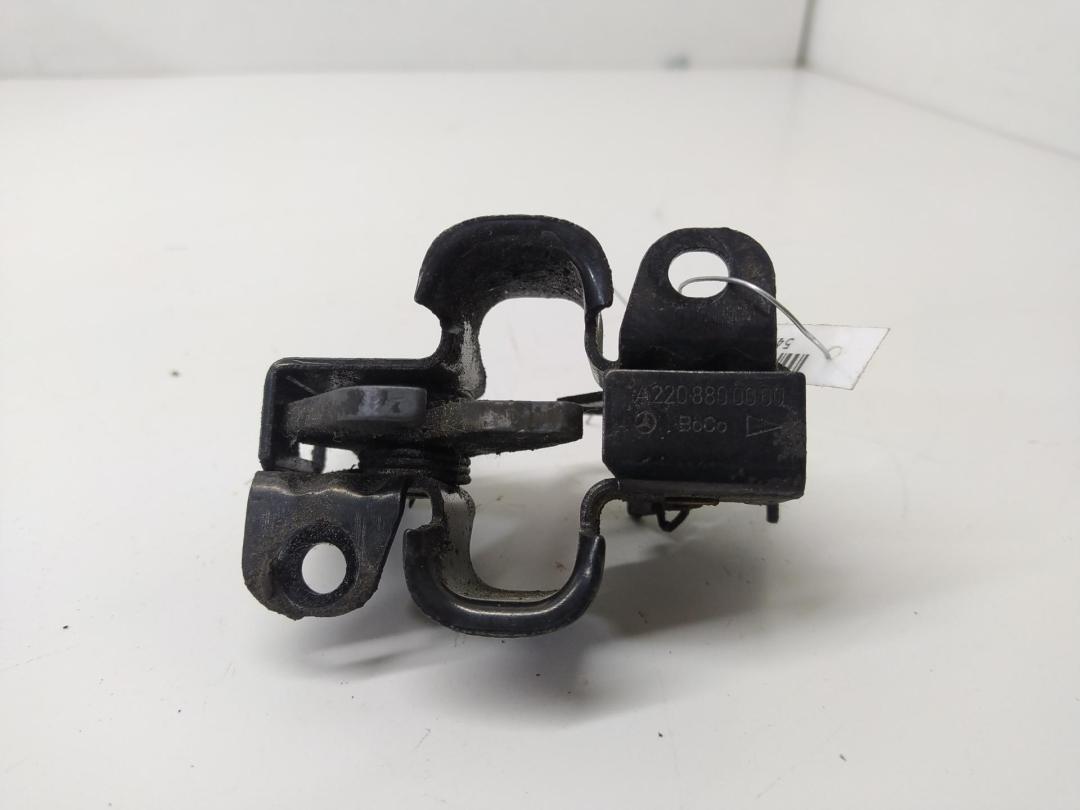замок капота Mercedes-Benz S-Class W220 2001, 3.2 л., бензин, АКПП, серый, седан, 2208800060