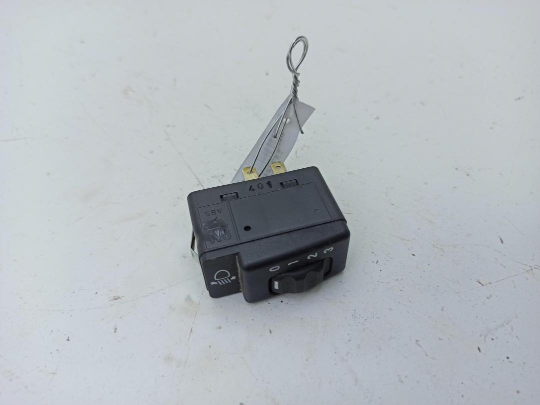 кнопка корректора фар Opel Agila A 2001, 1.0 л., бензин, МКПП, зелёный, хетчбэк 5 дв., 90483063