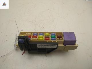 блок реле Renault Clio 3 поколение [рестайлинг] 2011, 1.2 л., бензин, МКПП, серый, хетчбэк 5 дв., 240184074R