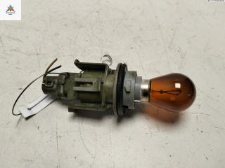 Патрон лампы указателя поворота Renault Scenic 1 поколение [рестайлинг] 2001, 1.6 л., бензин, МКПП, серый, минивэн