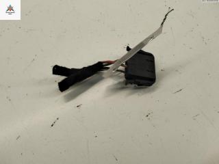 разъем (фишка) проводки Volkswagen Passat B5 [рестайлинг] 2000, 1.6 л., бензин, МКПП, красный, универсал, 191972704