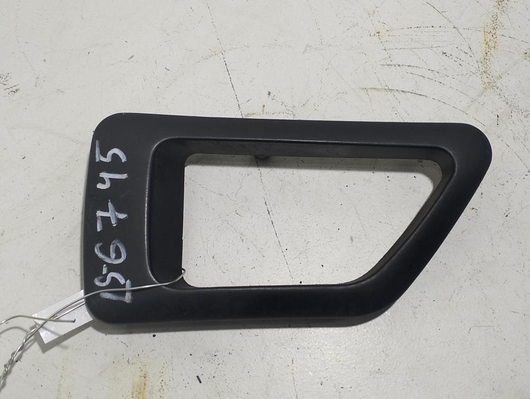 Накладка на ручку двери Peugeot Partner 2007, 1.6 л., дизель, МКПП, серый, фургон, 9605556977