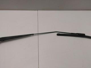 Щеткодержатель (поводок стеклоочистителя) передний Renault Twingo 2 поколение 2008, 1.5 л., дизель, МКПП, белый, хетчбэк 3 дв., 8200725625