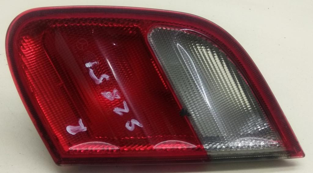 фонарь крышки багажника правый Mercedes-Benz CLK-CLass C208 1997, 2.0 л., бензин, АКПП, синий, купе