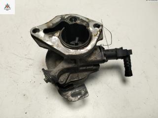 насос вакуумный Renault Clio 3 поколение [рестайлинг] 2010, 1.5 л., дизель, МКПП, серый, хетчбэк 3 дв., 8201005306