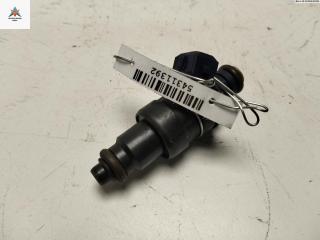 форсунка Renault Megane 1 поколение 1996, 1.6 л., бензин, МКПП, красный, хетчбэк 5 дв., 866313