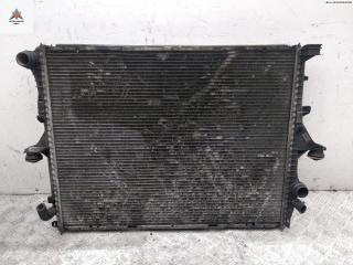 радиатор охлаждения Volkswagen Touareg 1 поколение 2006, 2.5 л., дизель, АКПП, серый, внедорожник 5 дв., 7L6121253C