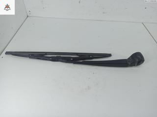 Щеткодержатель (поводок стеклоочистителя) задний Audi A4 B5 1996, 1.8 л., Ti, бензин, МКПП, красный, универсал, 8D9955407