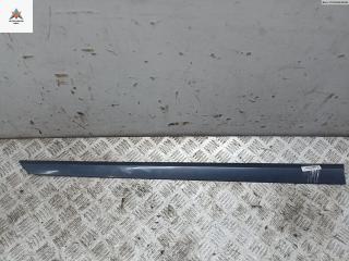 молдинг двери передней правой Opel Astra H/Family [рестайлинг] 2006, 1.9 л., дизель, МКПП, серый, универсал, 24461093