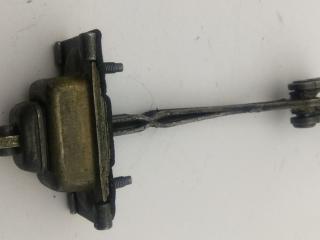 Ограничитель открывания двери задней Ford Focus I 1999, универсал, FAFISH080503