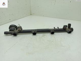 топливная рампа Renault Espace 3 поколение [рестайлинг] 2001, 2.0 л., бензин, МКПП, синий, минивэн, 7700107405