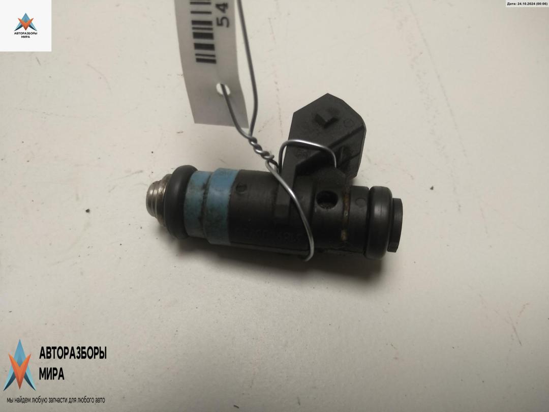 форсунка Renault Megane 2 поколение 2004, 1.4 л., бензин, МКПП, красный, хетчбэк 3 дв., H132254 - фото №1