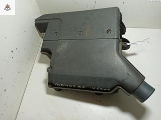 корпус воздушного фильтра Renault Clio 2 поколение 1998, 1.4 л., бензин, МКПП, зелёный, хетчбэк 5 дв., 7700273367