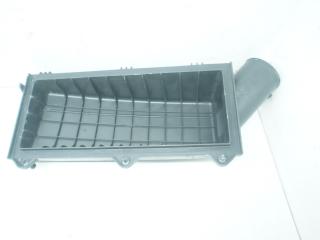 корпус воздушного фильтра Ford Mondeo 3 поколение 2001, 2.0 л., дизель, МКПП, серый, универсал, 1S719600B1