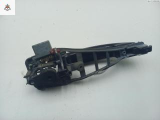 Корпус (держатель) ручки двери передней левой Opel Signum C 2004, 1.9 л., дизель, МКПП, чёрный, хетчбэк 5 дв., 13158425